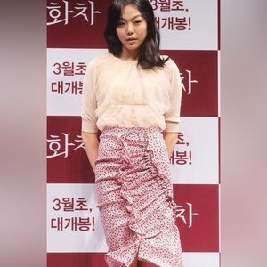 Nina ricci floral ruffle skirt